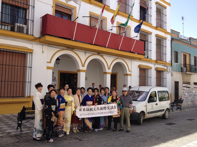 スペイン、コリア・デル・リオ市庁舎を公式表敬訪問